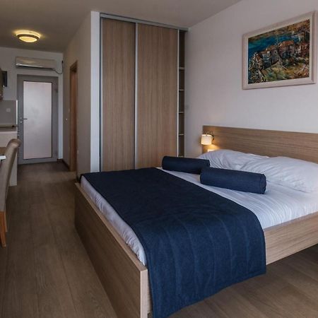 Poseidon The Beach Hotel Budva Bagian luar foto