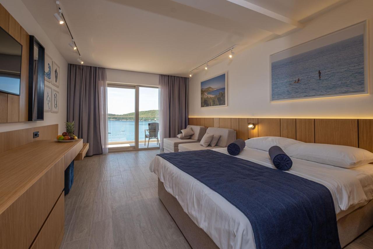 Poseidon The Beach Hotel Budva Bagian luar foto
