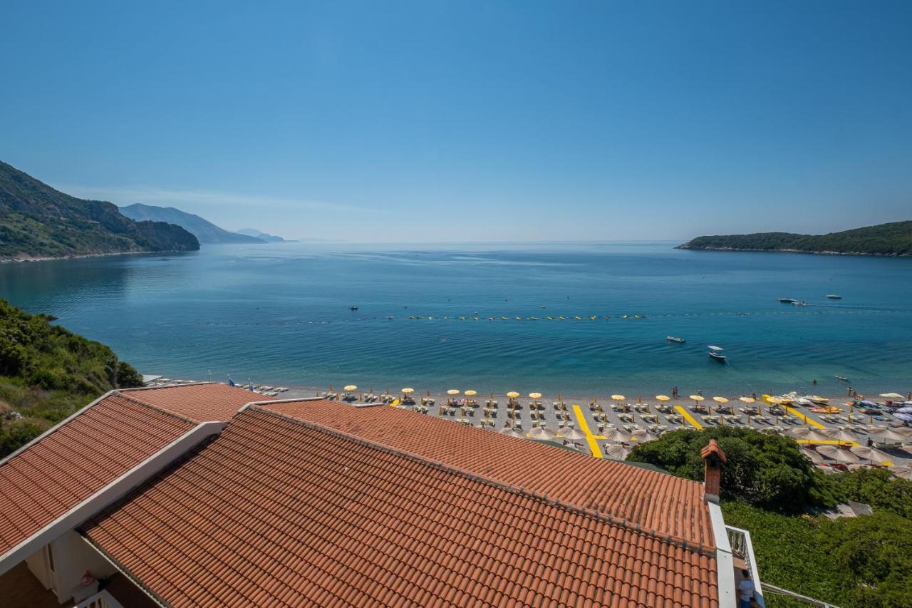 Poseidon The Beach Hotel Budva Bagian luar foto